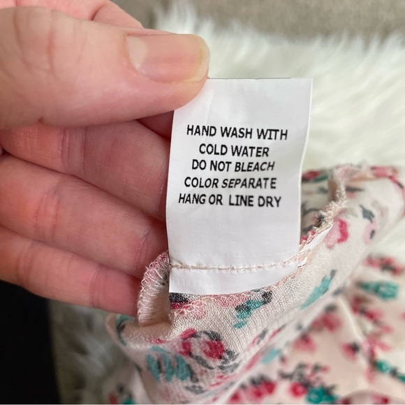 The Impeccable Pig Pom-Pom Floral Blouse with Off the Shoulder Detail - Picture 7 of 7